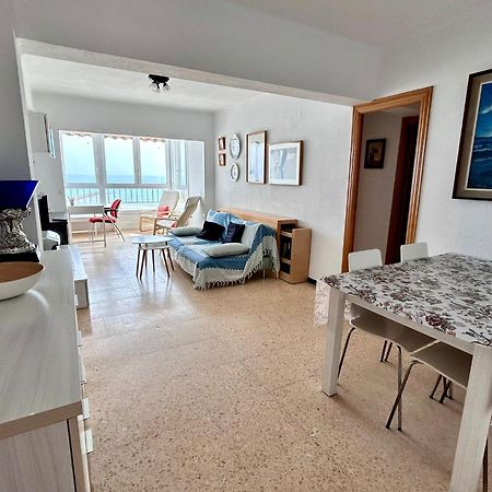Piso En El Puig: Frente Al Mar Apartment Luaran gambar